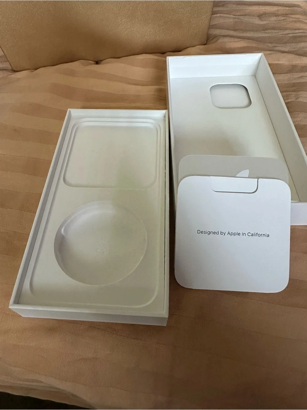 Apple iPhone 14 Pro — Black and Purple Fade Box only